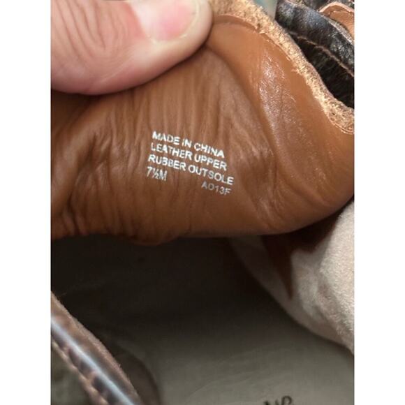 Michael Kors Women's Brown Leather Lace Up Wedge Ankle Booties Size 7.5 - Picture 9 of 10